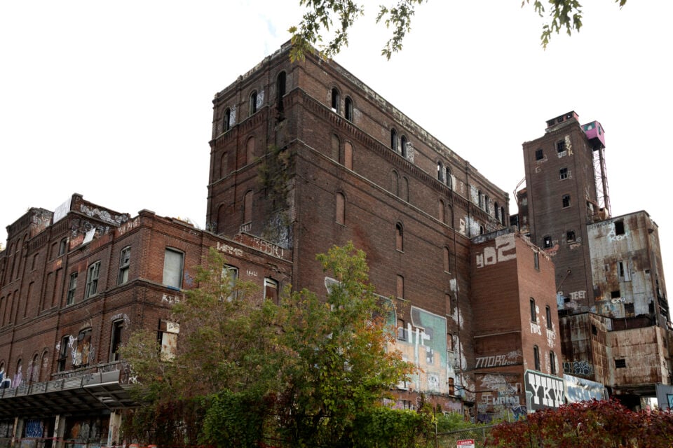 Montreal’s Canada Malting plant at ‘immediate’ risk of collapse, engineer warns